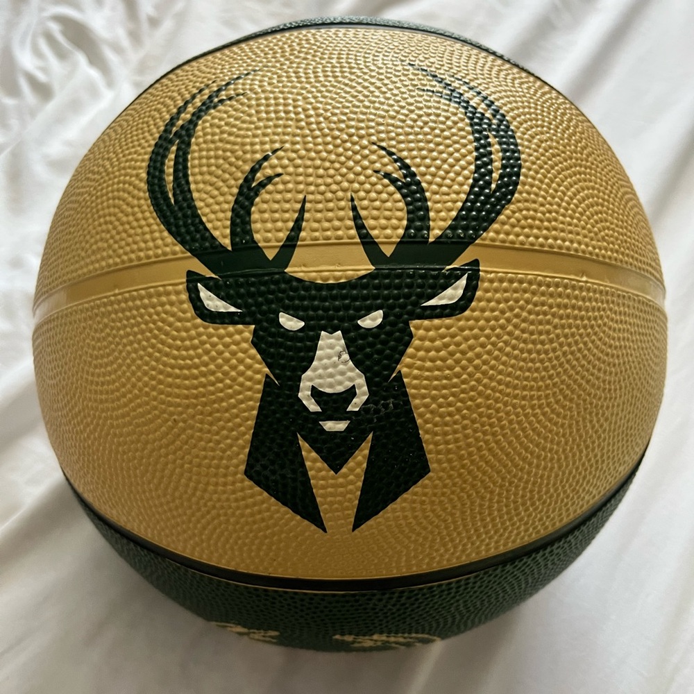 Milwaukee Bucks Basketball